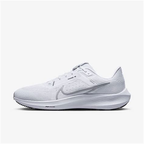 betekenis nummers nike air pegasus running|Nike Pegasus 40 white shoes.